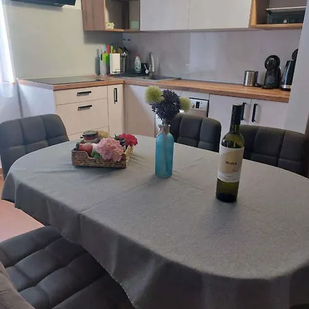 Apartament In Pula/istrien 26834 *